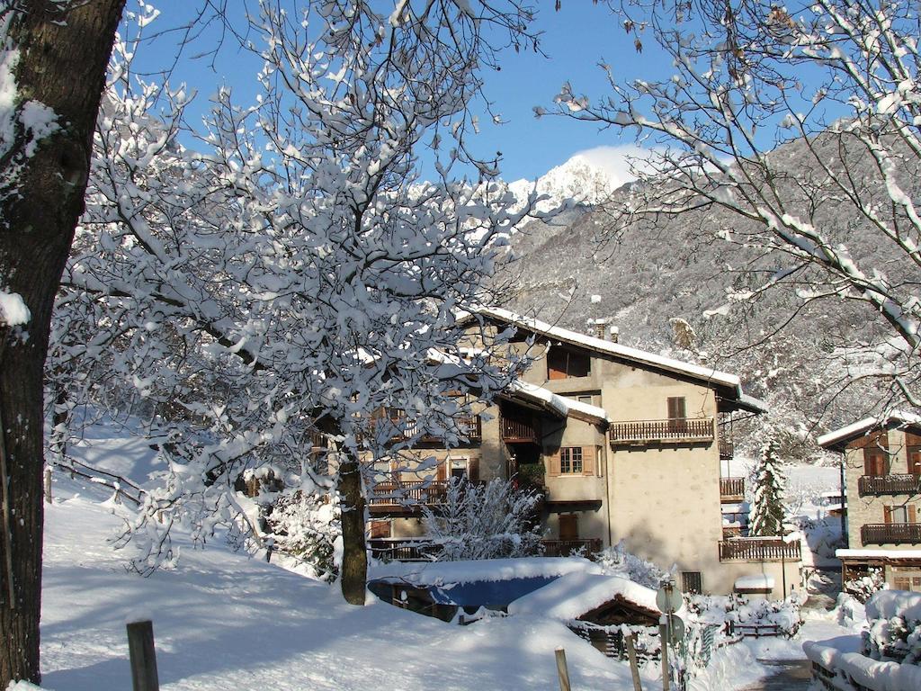 Antica Casa Ortensia Riva del Garda Pokoj fotografie